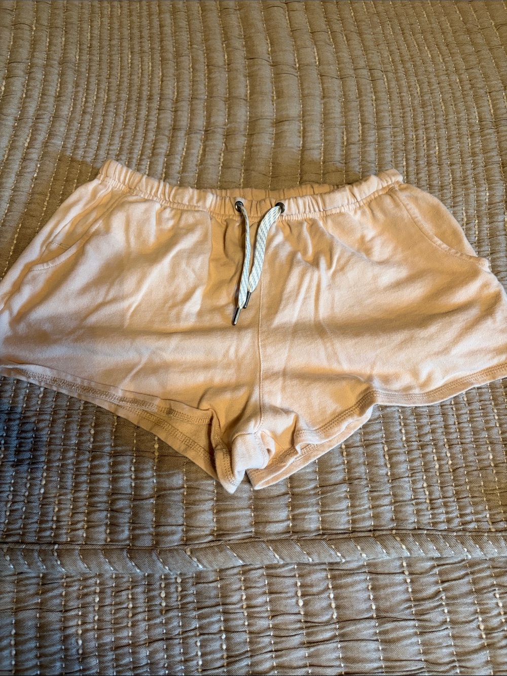 Vuori Shorts